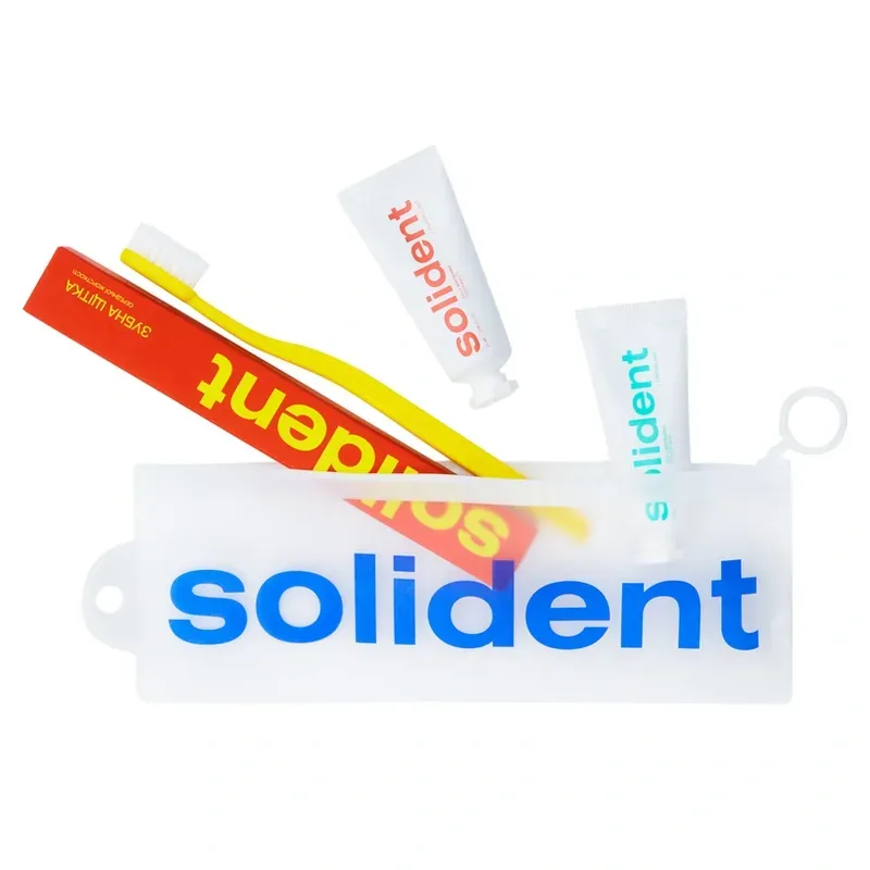 nabir-dlia-podorozhei-solident-travel-kit-mint-pineapple-69100180650059 (1)